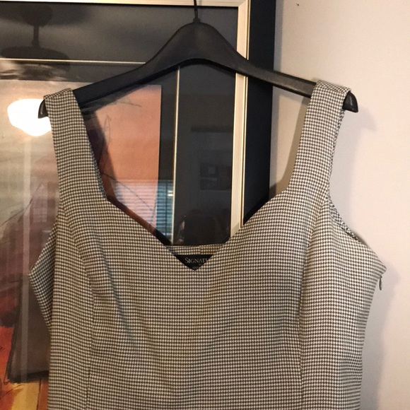 Signature LL dress and matching jacket. Size 8 - Picture 4 of 4